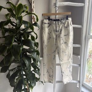 Stylish Tie-Dye Women Jeans